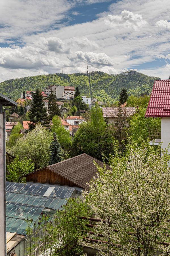 Snug Apartments - Private Parking Near Downtown Brasov Exterior photo